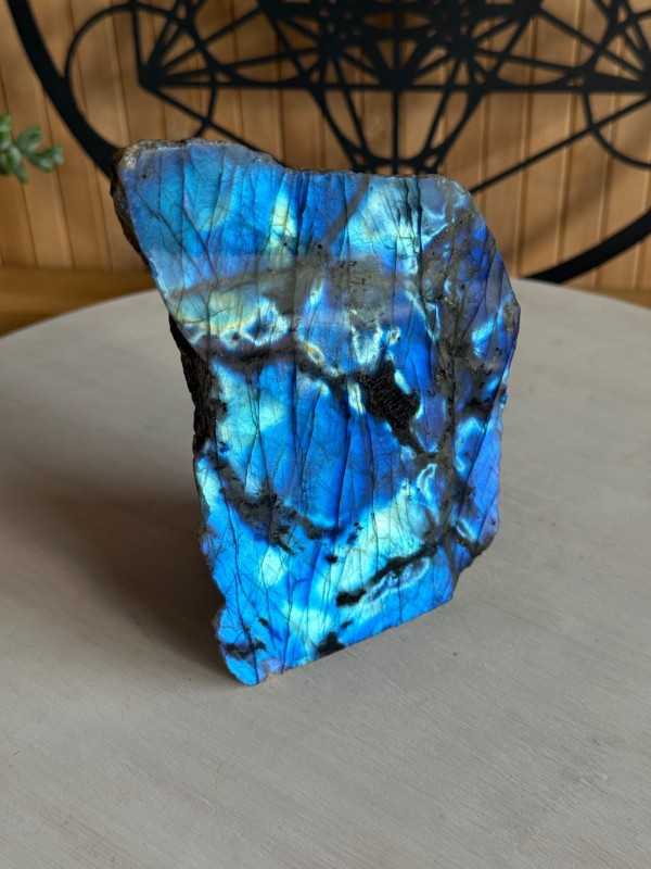 Labradorite (0.95kg)