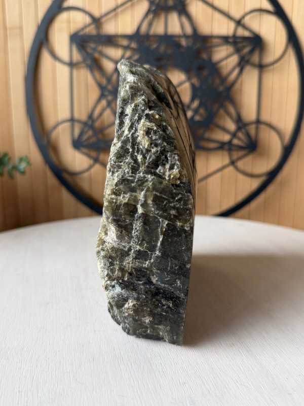 Labradorite (1.173kg)