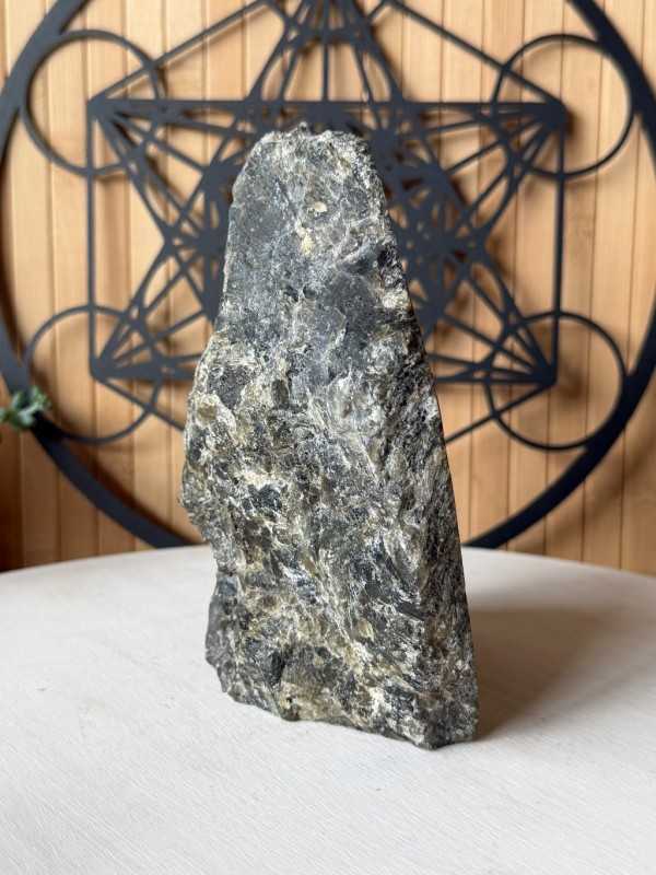 Labradorite (1.475kg)