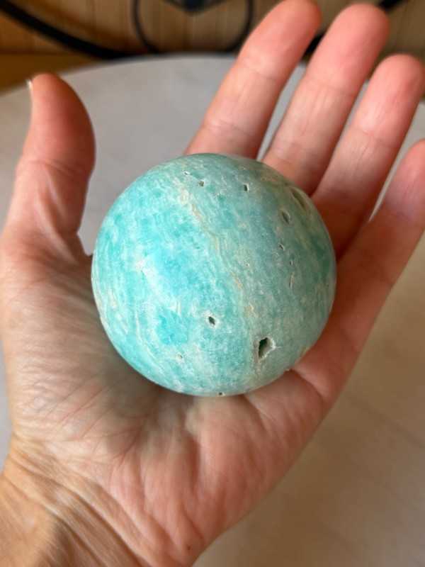 Sphère en aragonite bleue (0.346kg)