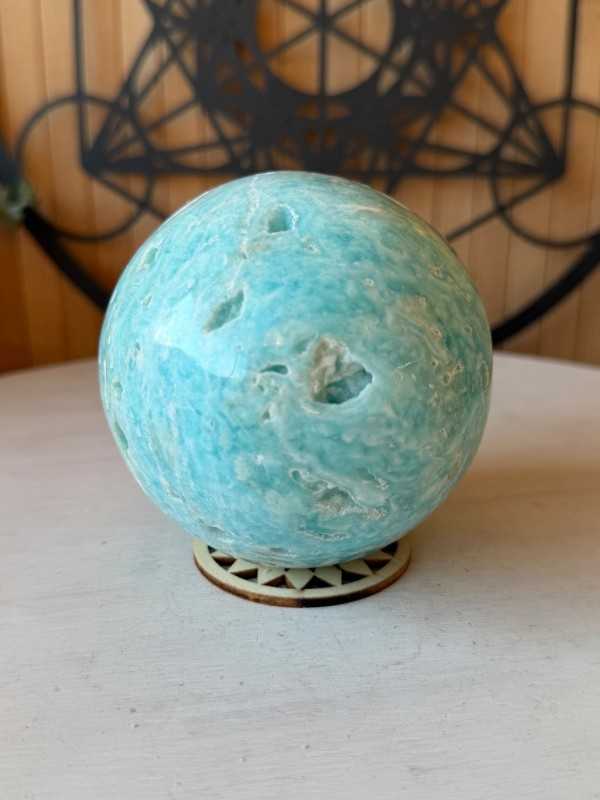 Sphère en aragonite bleue (0.783kg)