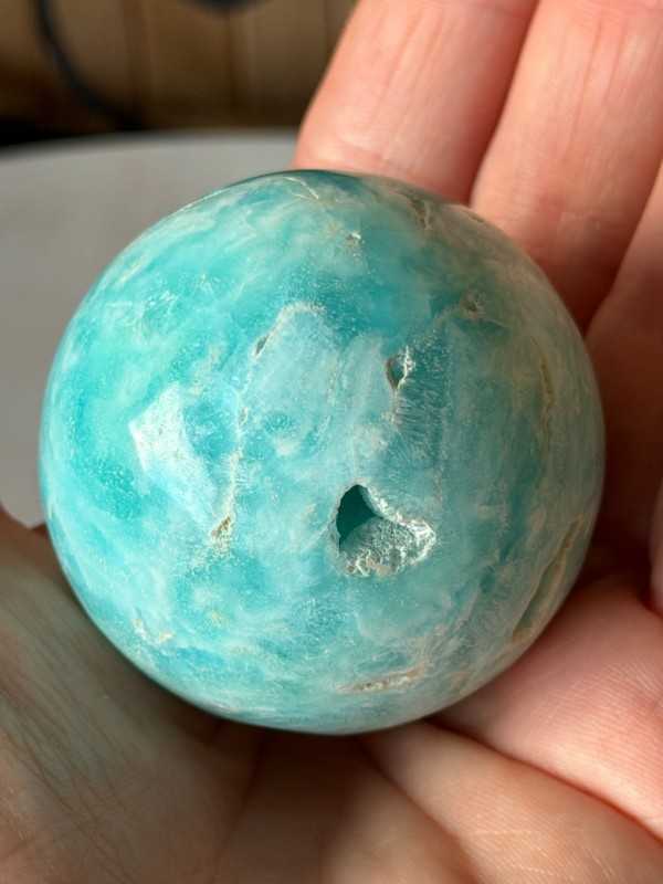Sphère en aragonite bleue (0.162kg)