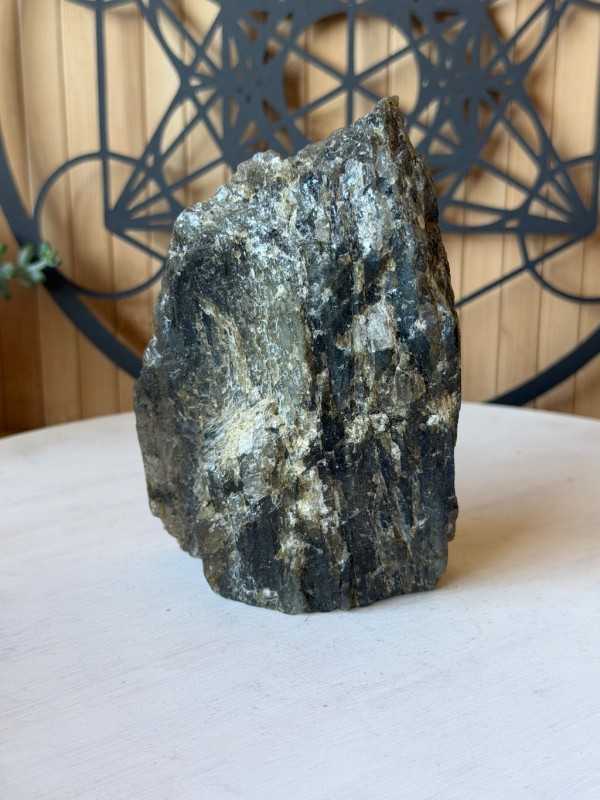 Labradorite (0.587kg)