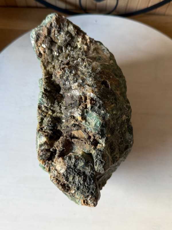 Quartz prase (2.835kg)