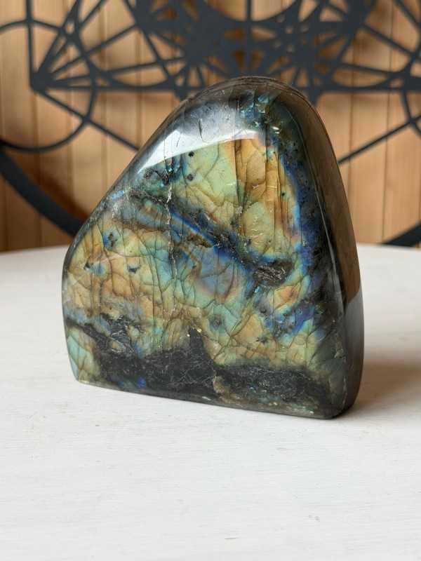 Labradorite (0.454kg)