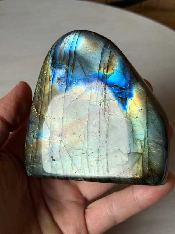 Labradorite (0.454kg)