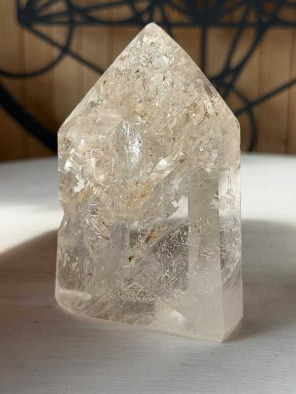 Pointe de quartz à fenêtres (0.262kg)
