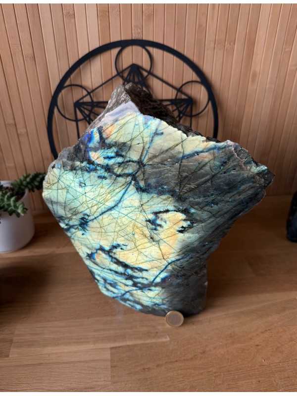 Labradorite (14.8kg)