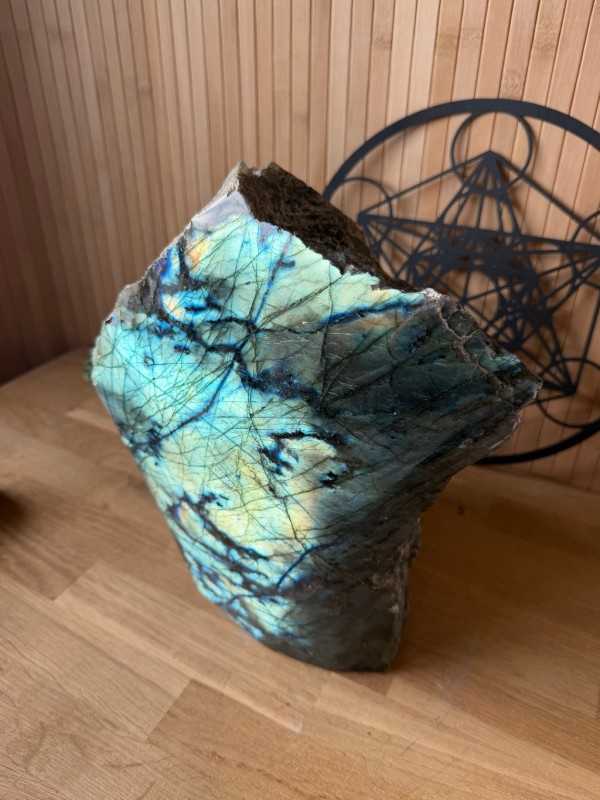 Labradorite (14.8kg)
