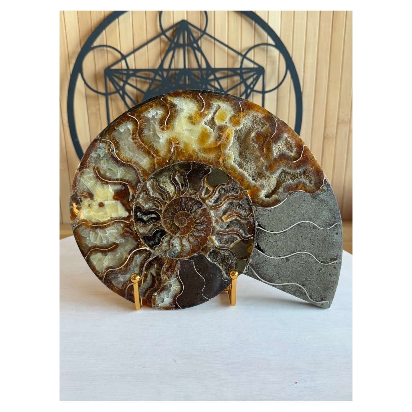 Support minéraux moyen modèle – Socle pour pierres décoratives