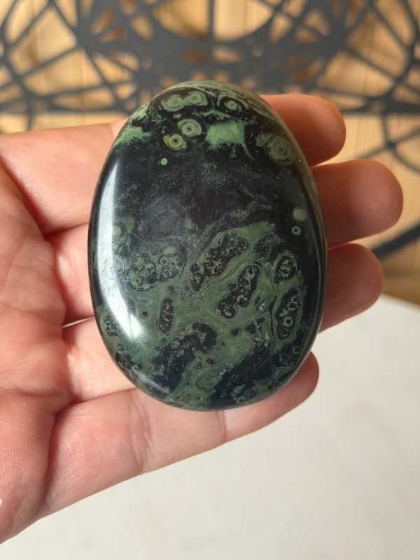 Galet en jaspe kambaba (0.087kg)