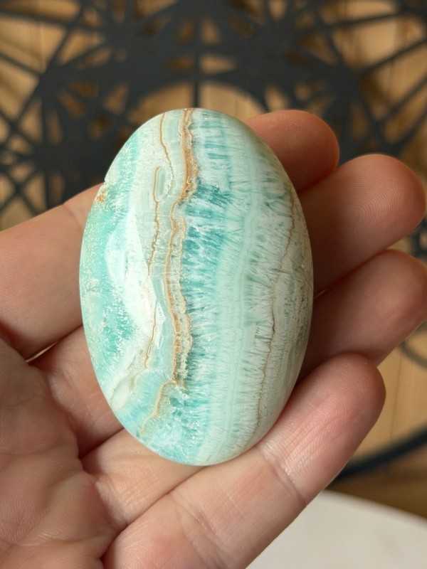 Galet en aragonite bleue (0.06kg)