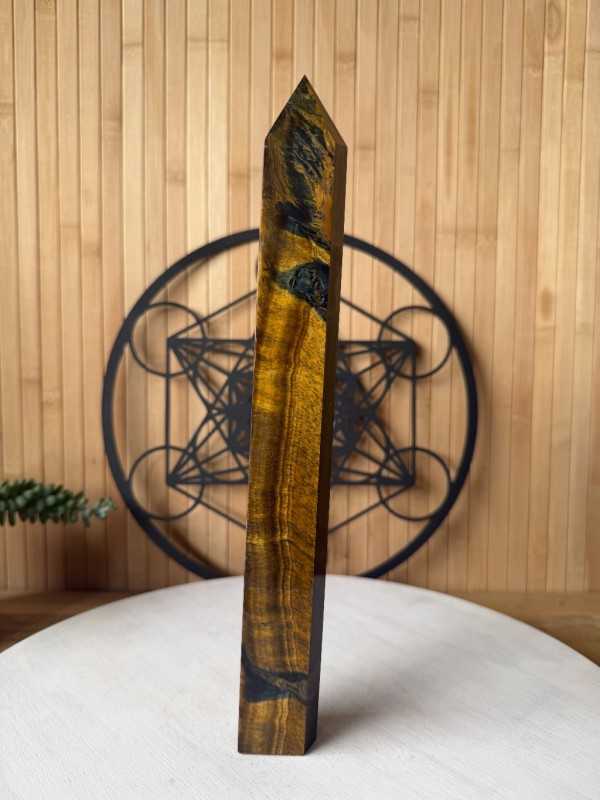 Pointe en œil de tigre (0.577kg)