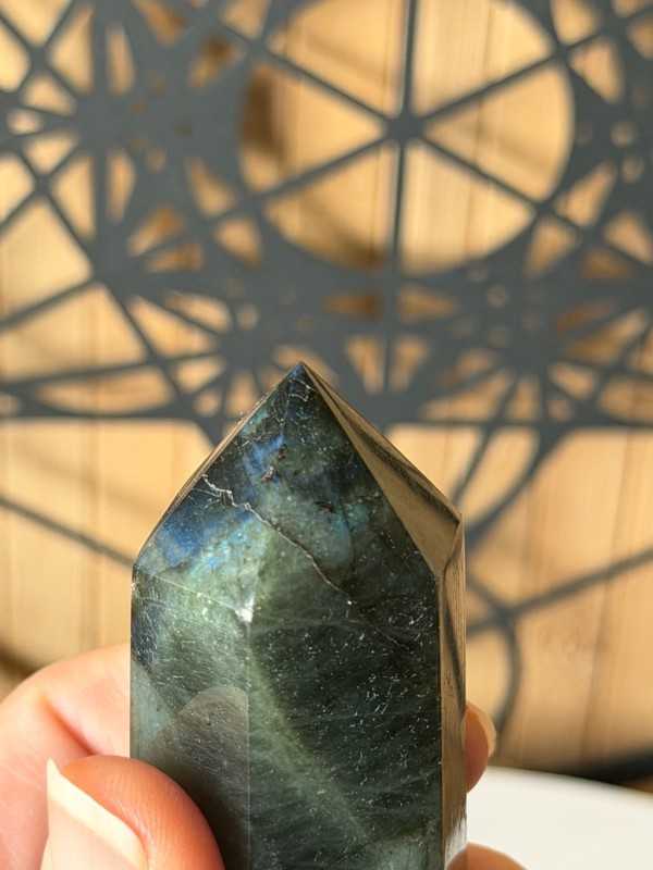 Pointe en labradorite (0.39kg)