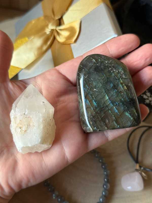 Lot de pierres en coffret cadeau (0.32kg)