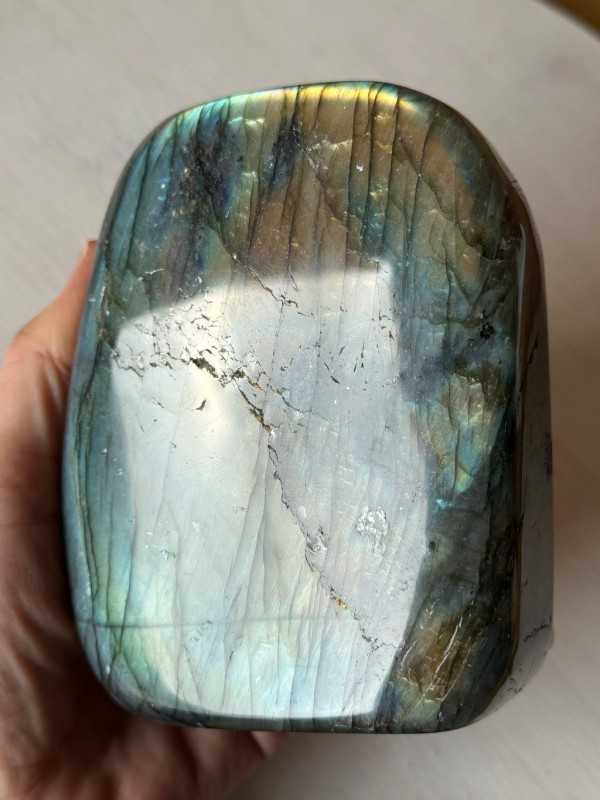 Labradorite (1.065kg)