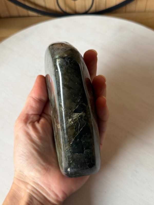 Labradorite (0.875kg)