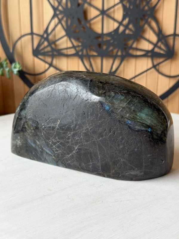 Labradorite (1.11kg)