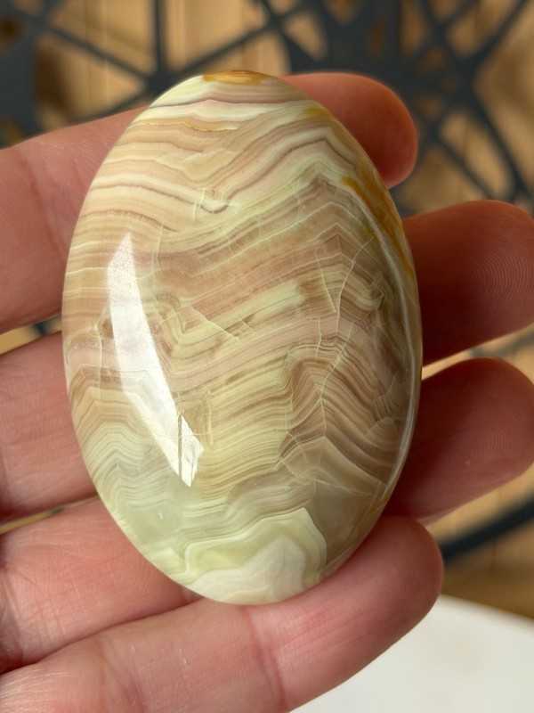 Galet aragonite (0.068kg)