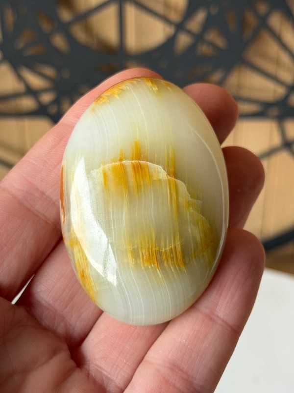 Galet calcite (0.065kg)