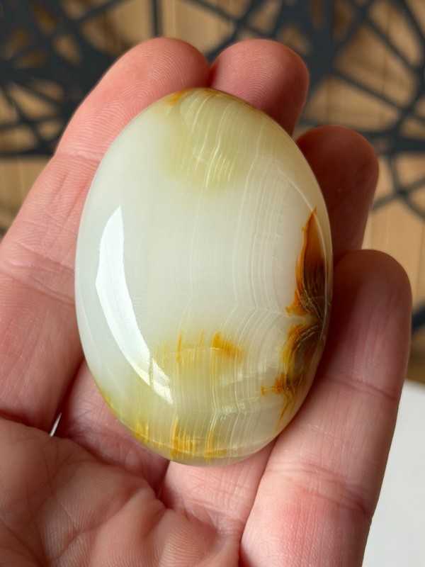 Galet calcite (0.065kg)