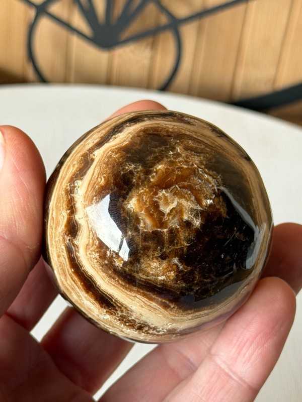 Sphère en aragonite (0.205kg)