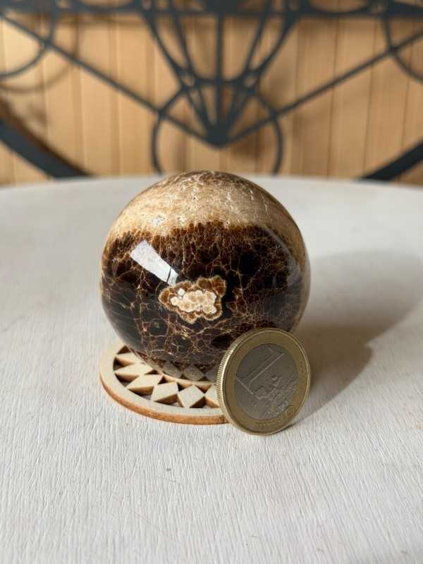 Sphère en aragonite (0.153kg)