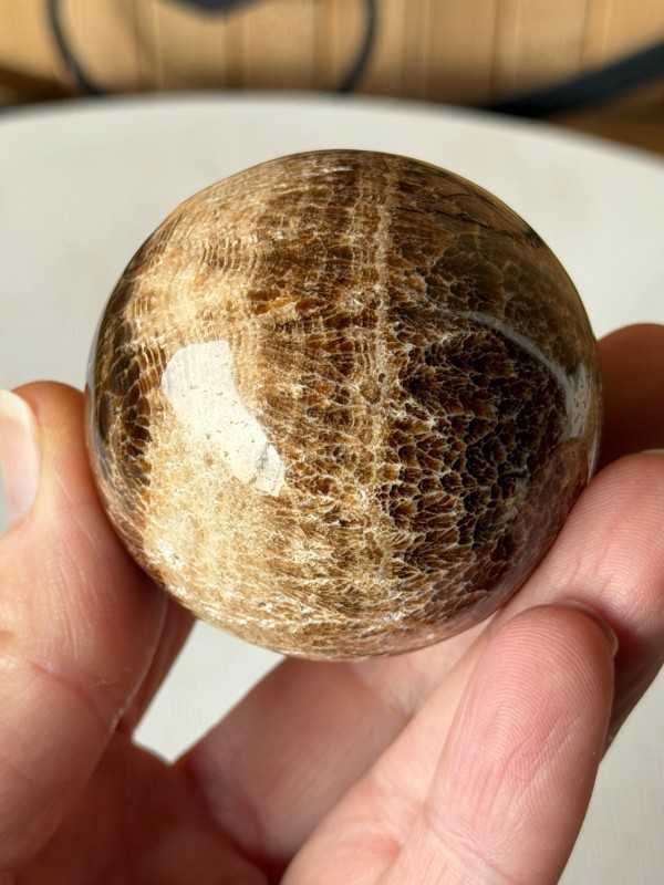 Sphère en aragonite (0.153kg)