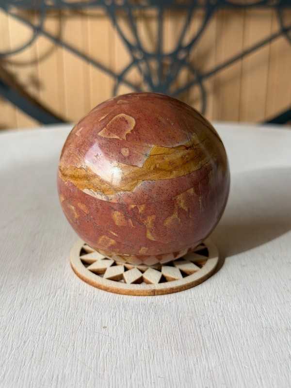 Sphère en jaspe paysage (0.234kg)
