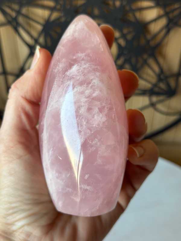 Quartz rose (0.586kg)