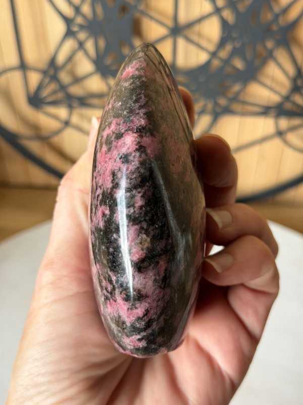 Rhodonite (0.5kg)