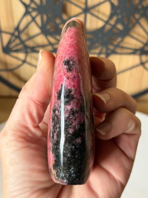 Rhodonite (0.365kg)
