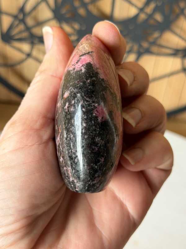 Rhodonite (0.205kg)
