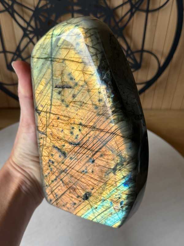 Labradorite (1.63kg)