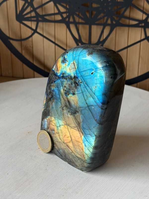 Labradorite (0.728kg)