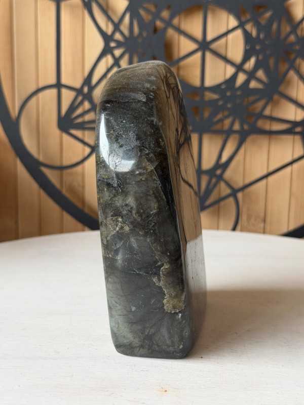 Labradorite (0.728kg)