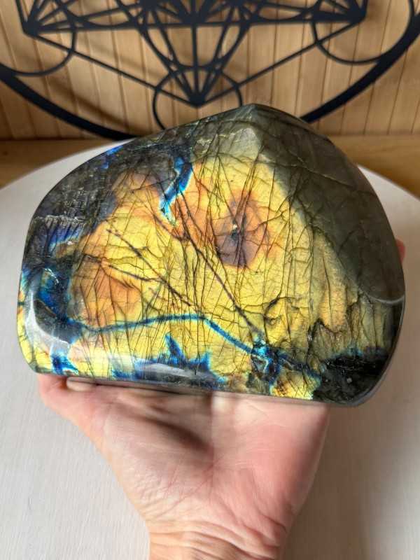 Labradorite (1.517kg)