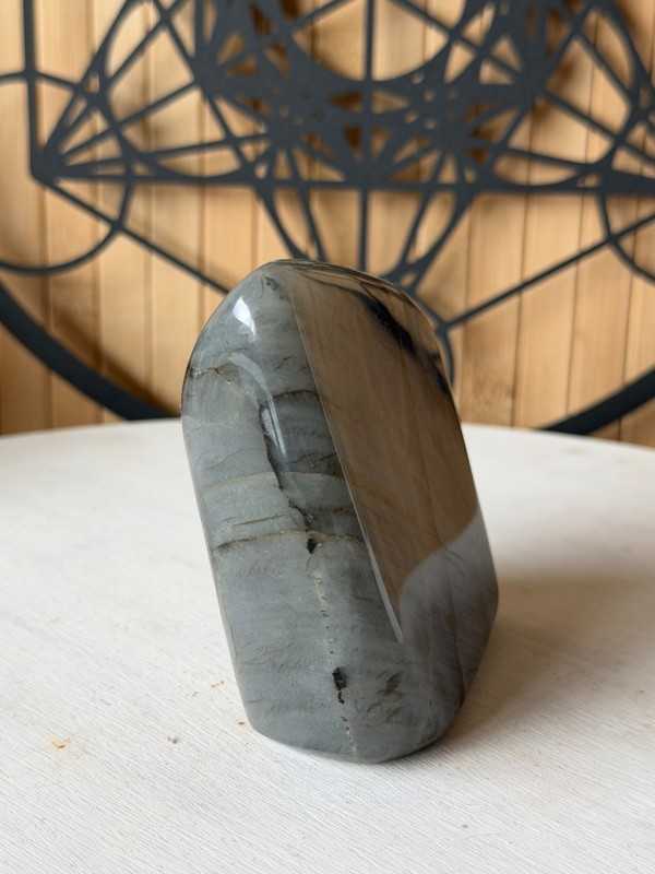 Labradorite (0.565kg)