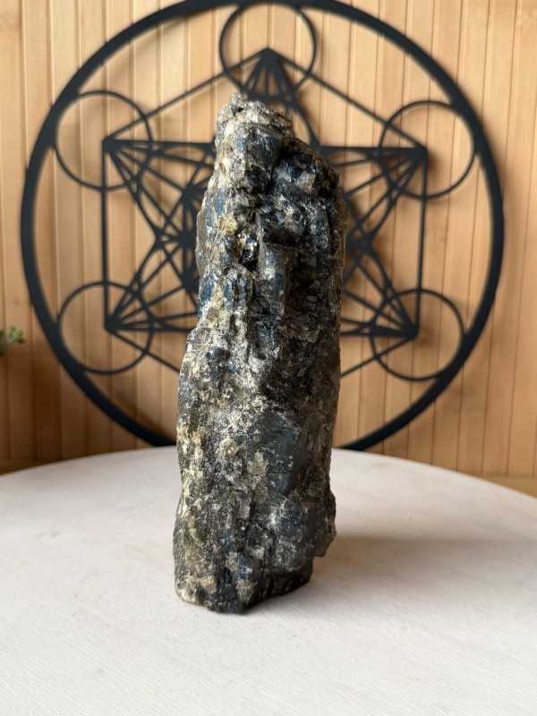 Labradorite (0.845kg)