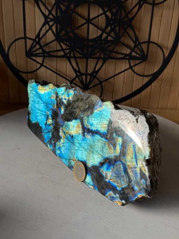 Labradorite (2.223kg)