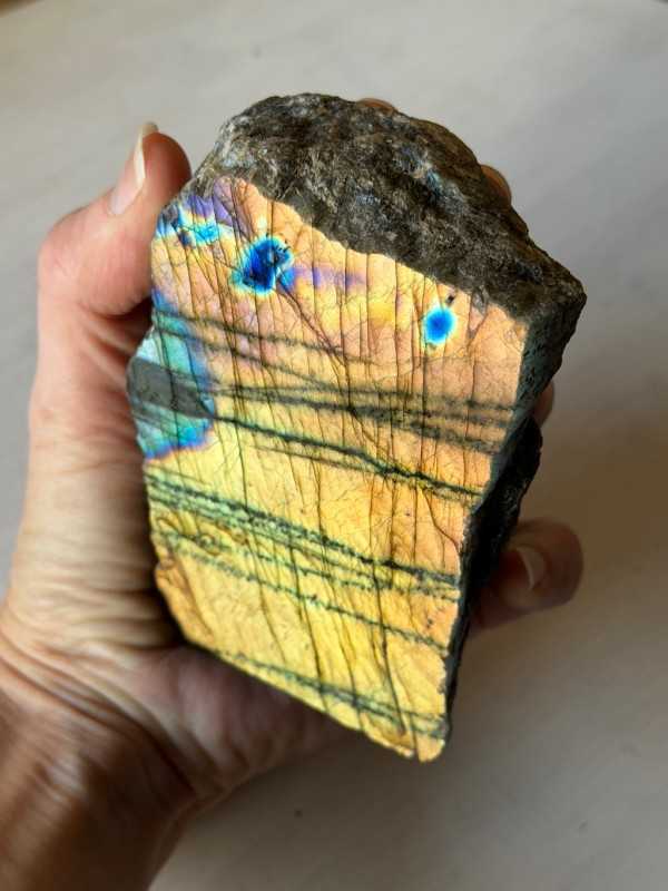 Labradorite (0.595kg)