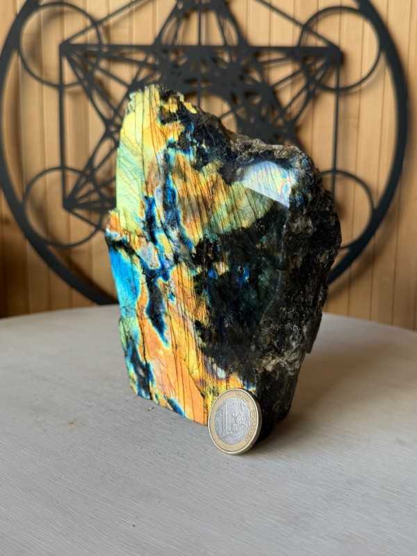 Labradorite (1.04kg)