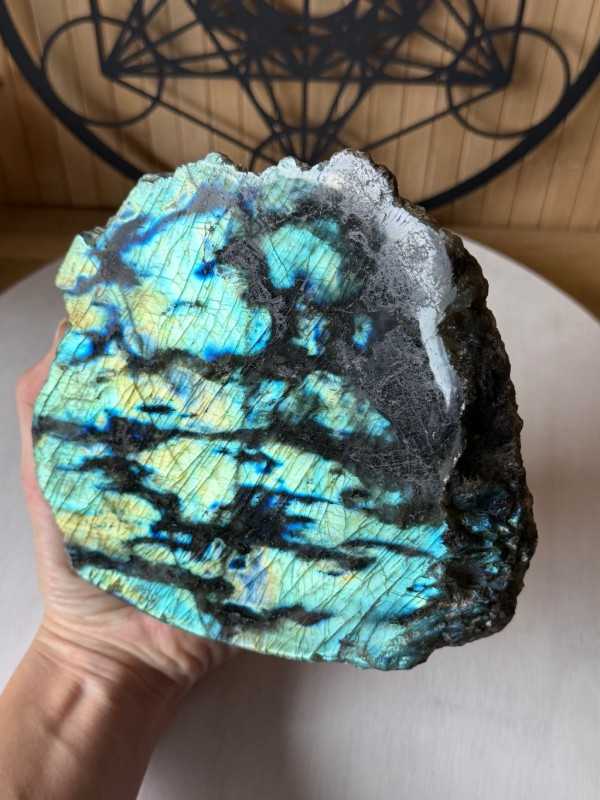 Labradorite (1.428kg)