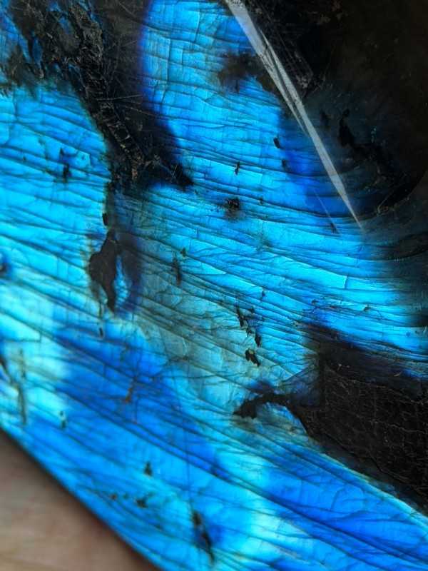 Labradorite (1.365kg)