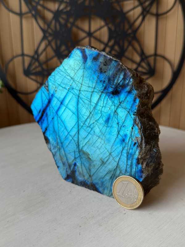Labradorite (0.8kg)