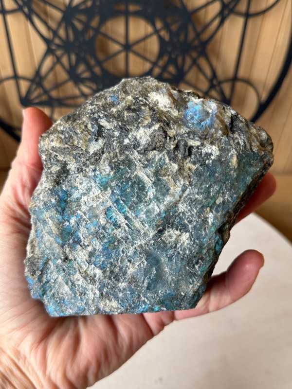 Labradorite (0.8kg)