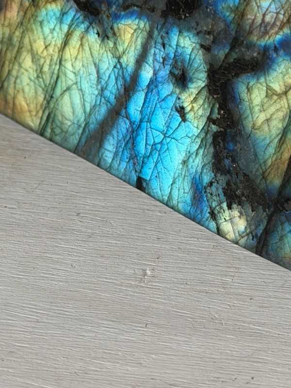 Labradorite (1.97kg)