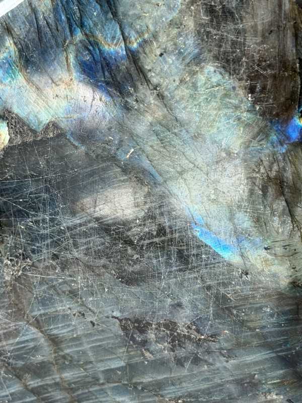 Labradorite (1.97kg)