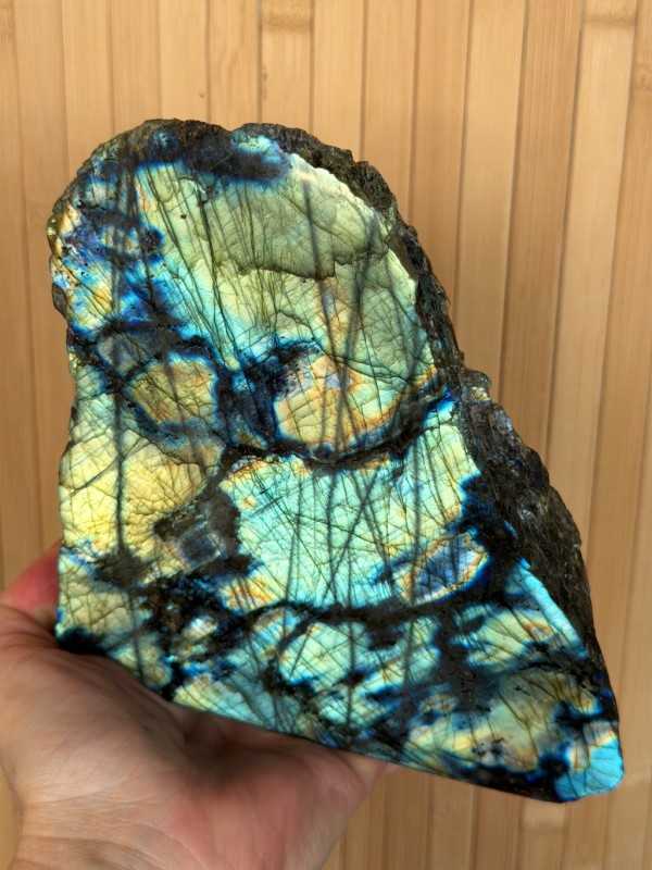 Labradorite (1.82kg)