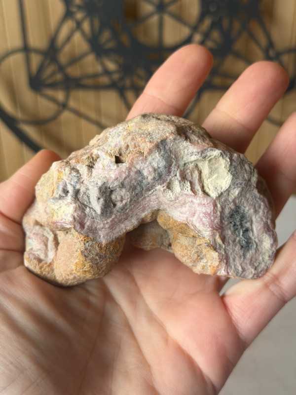 Rhodochrosite (0.253kg)